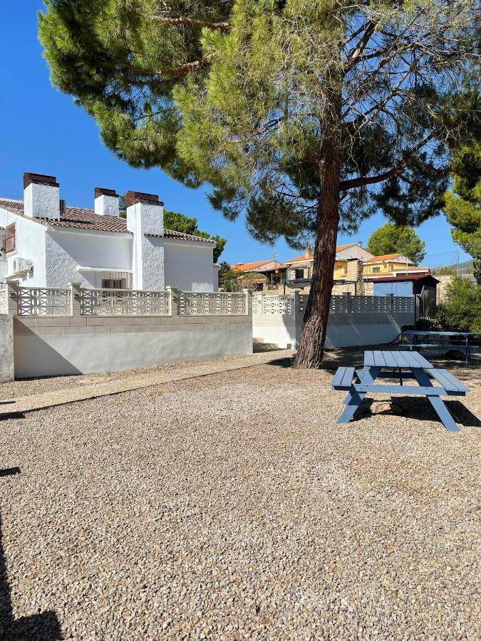 Djm Palms - Shared Casa Rural - Casa Rural Compartida - No Es Una Casa Privada Ayora 외부 사진