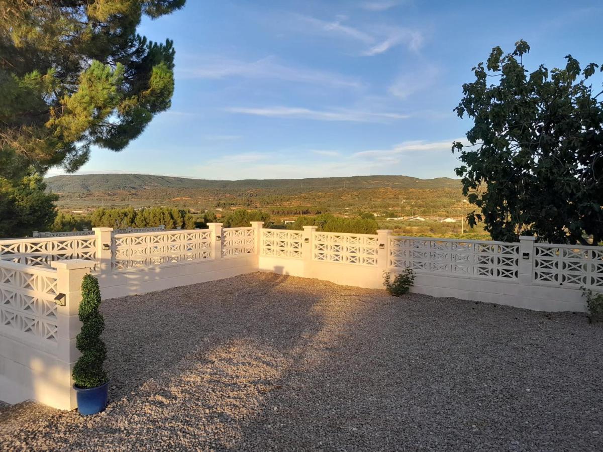 Djm Palms - Shared Casa Rural - Casa Rural Compartida - No Es Una Casa Privada Ayora 외부 사진